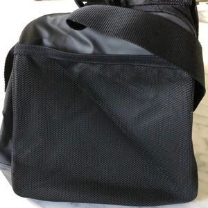 Nike Bags - NWT Nike bag Nike Bags - NWT Nike bag